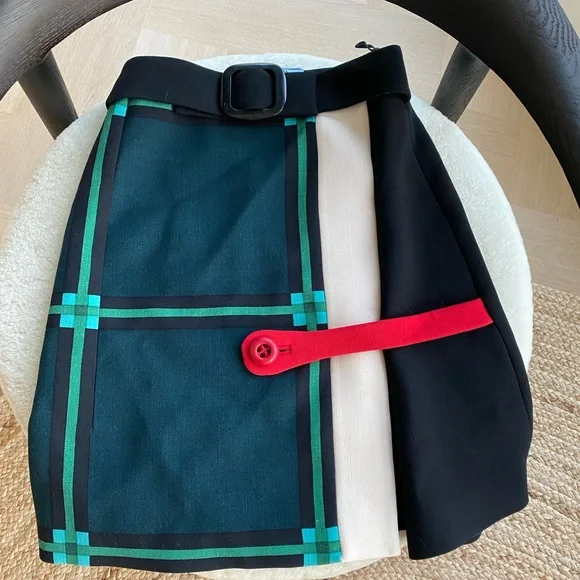 Prada block color a-line skirt. - Picture 5 of 7